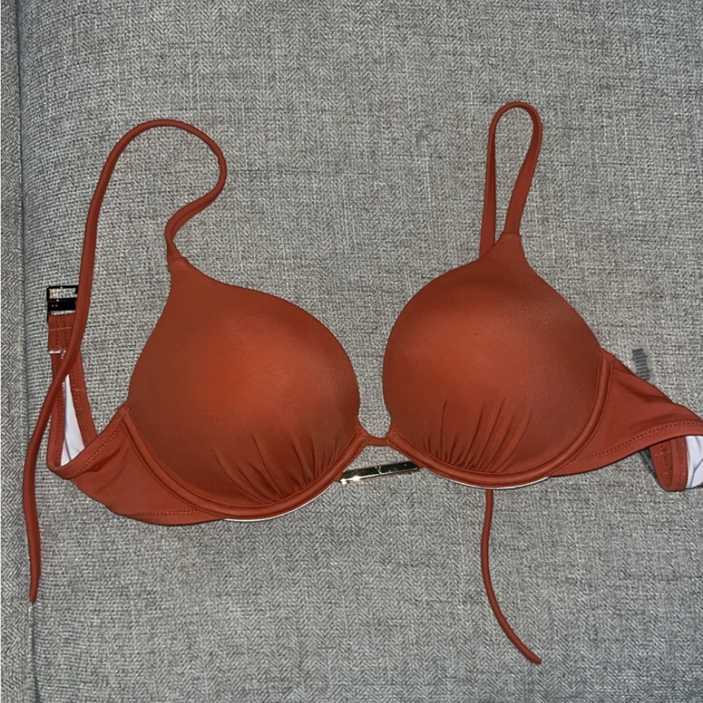 Victoria’s Secret bombshell swim top. Never worn
